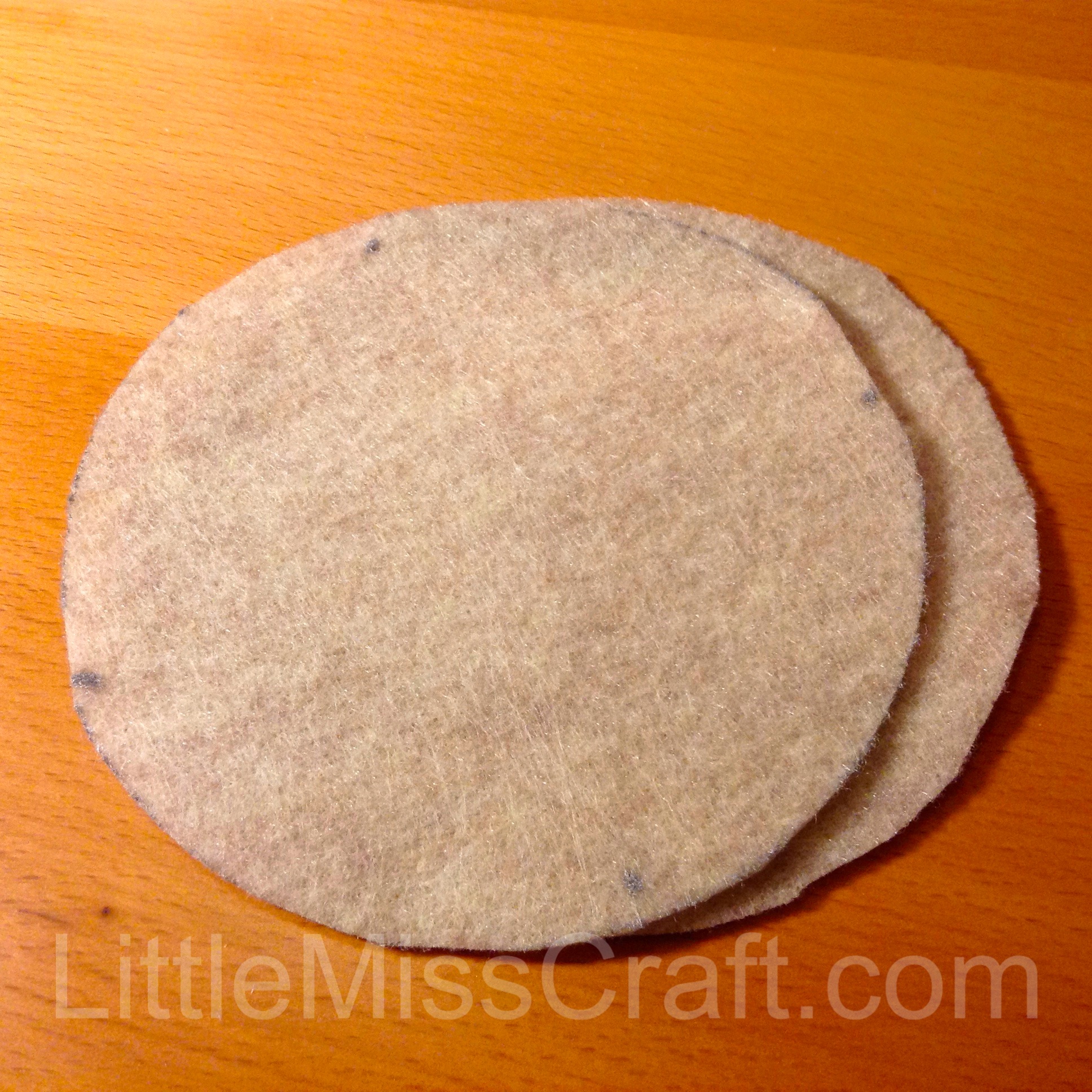 crafts-felt-fortune-cookie-ornament